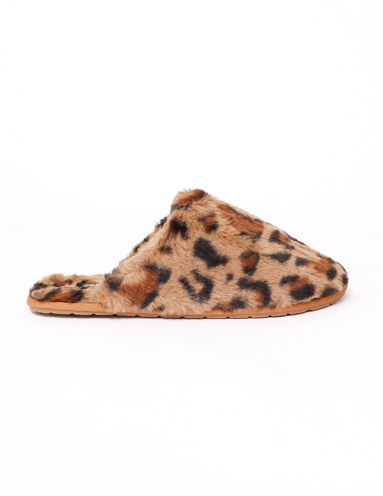 Leopard faux fur fluffy fuzzy wuzzy slippers on white background