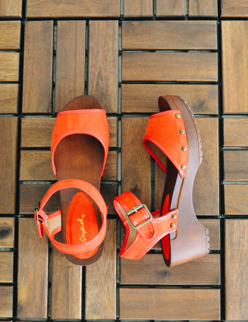 KIKI CLOG - Blood Orange - Elle Bleu Shoe Boutique
