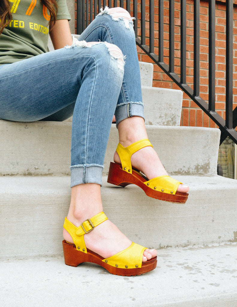 KIKI CLOG - Yellow - Elle Bleu Shoe Boutique