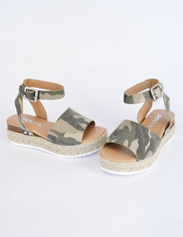 Camo walkin' on sunshine platform on white background - elle bleu shoes