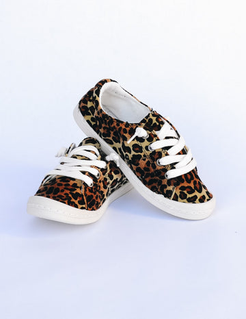 Comfort leopard print sneakers with white sole and laces  - elle bleu