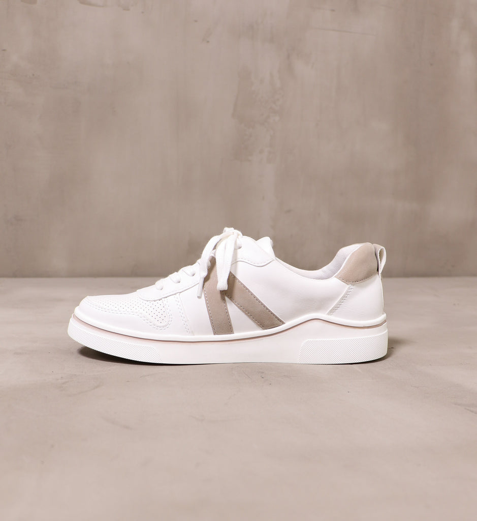 inner side of the white between the lines sneaker with chunky rubber platform sole