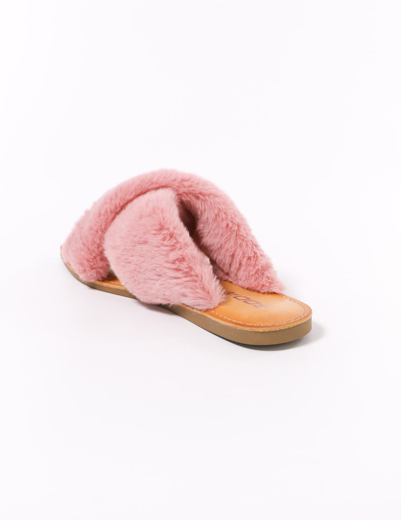 back of the mauve pink fuzzy business soda slide - elle bleu shoes