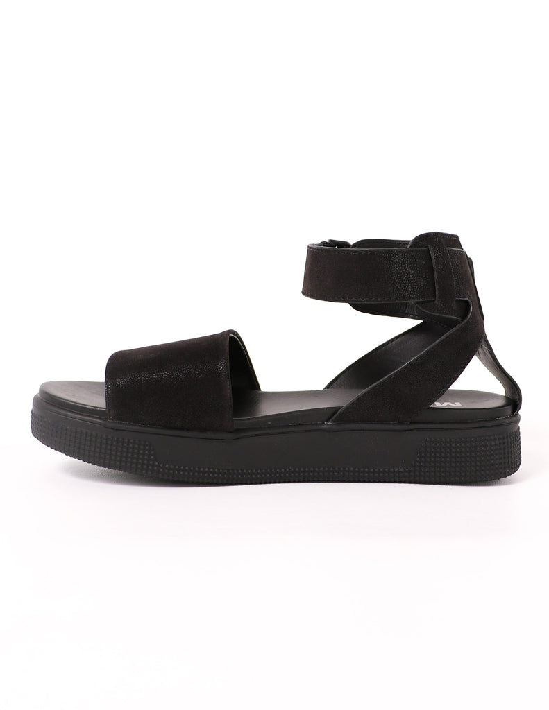 side of the all black mia buckle trouble platform rubber sole sandal - elle bleu shoes