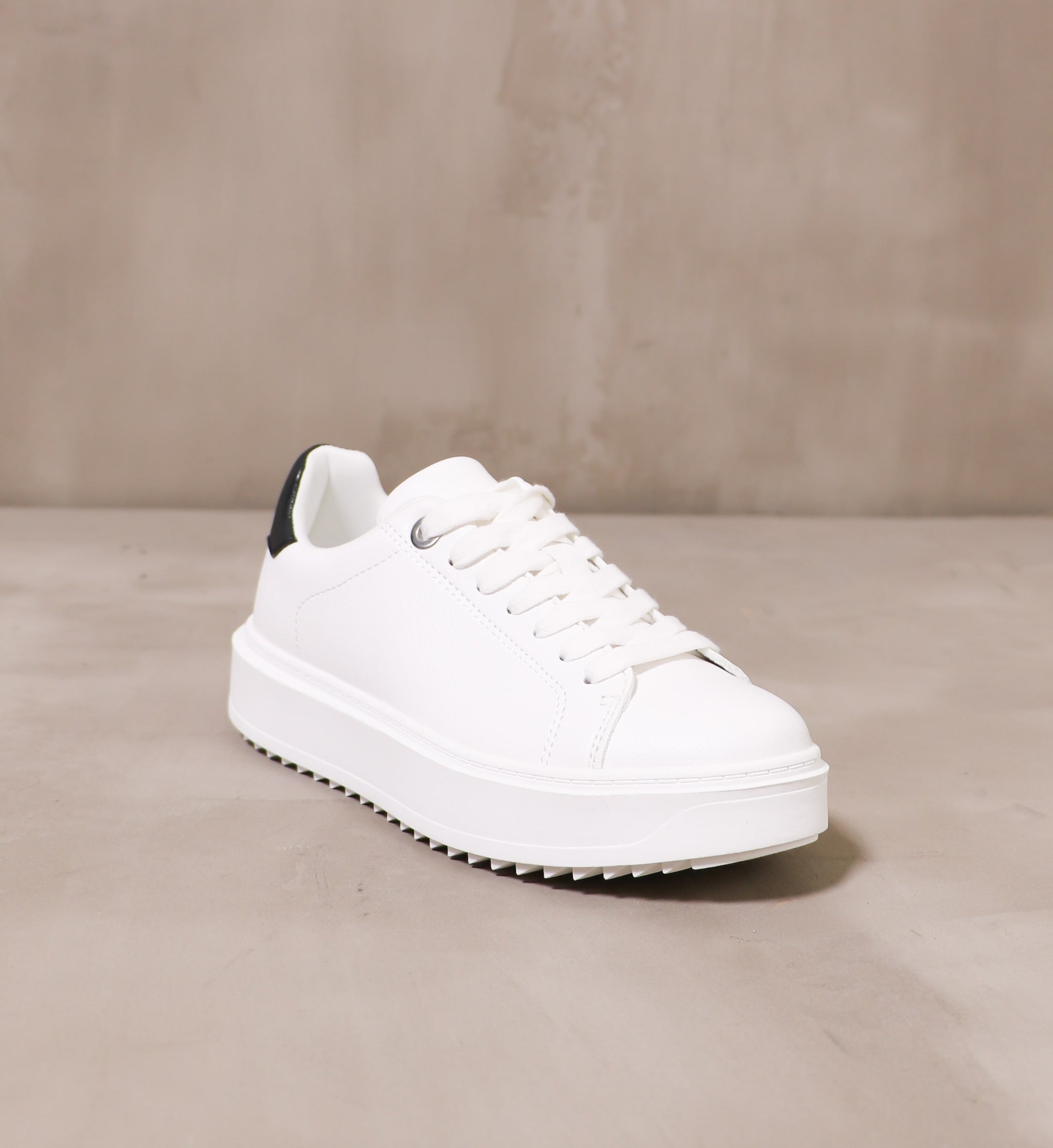 Orders sneakers steve madden